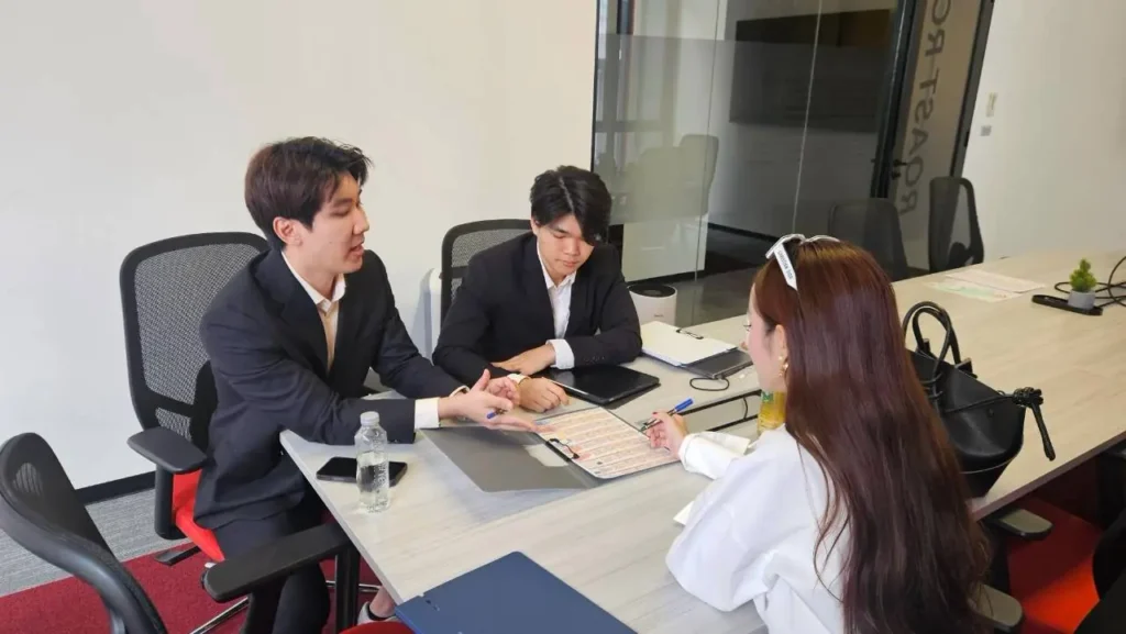 ทีมงานสรุปแนวทางแก้ไขเมื่อชื่อบนฉลากเครื่องสำอางไม่ตรงกับเอกสาร LPI
